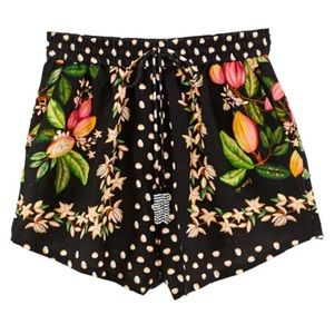 NWT Farm Rio Cocoa paradise shorts size Medium